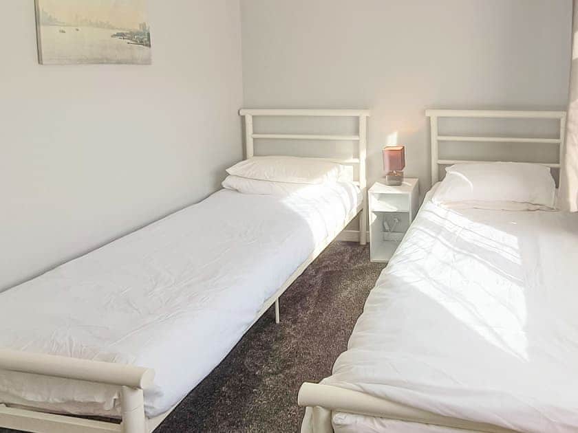 Twin bedroom | Seashell Cove, Cemaes Bay