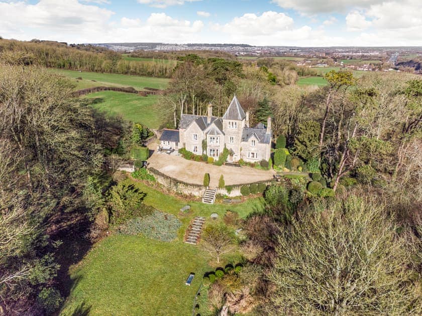 Setting | Barleycombe, Axbridge, near Weston-super-Mare