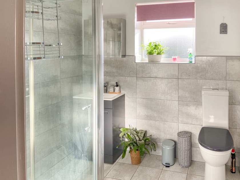 Shower room | Woodside Retreat, Newbold Coleorton