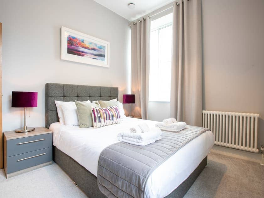 Double bedroom | Windsor Castle Apartment 4 - Windsor Castle Apartments, Windsor
