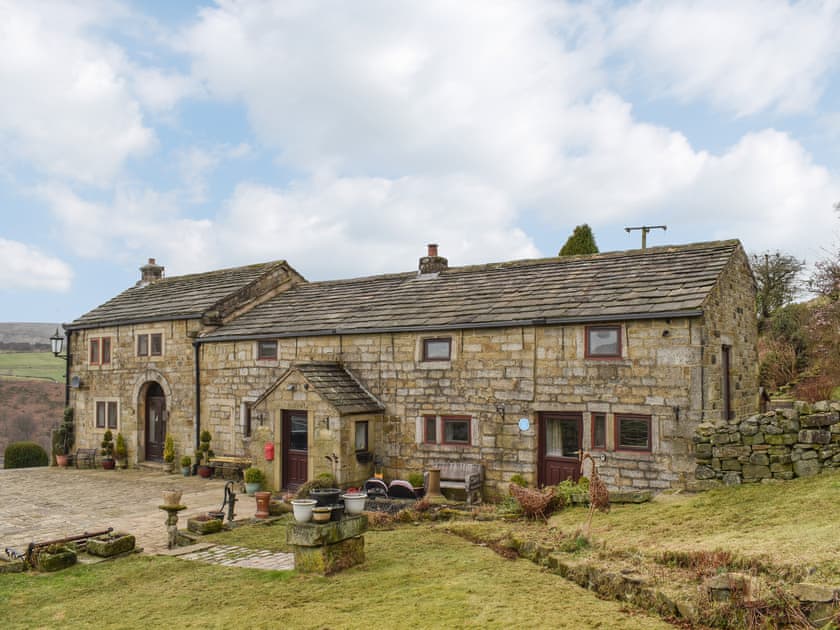 Waterstalls Farm Cottage in Todmorden