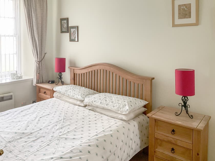 Double bedroom | Courtyard Cottage, Inverness