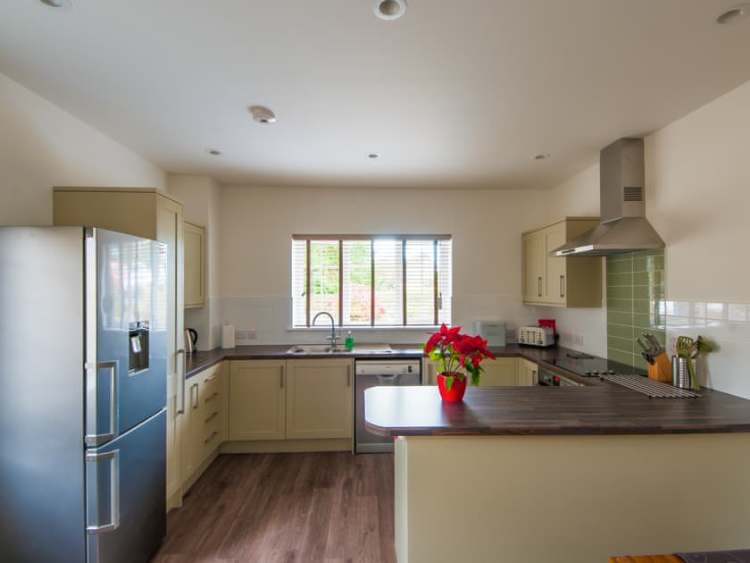 Kitchen area | Fir Cottage - Woodside Stables Holiday Cottages, Saltash