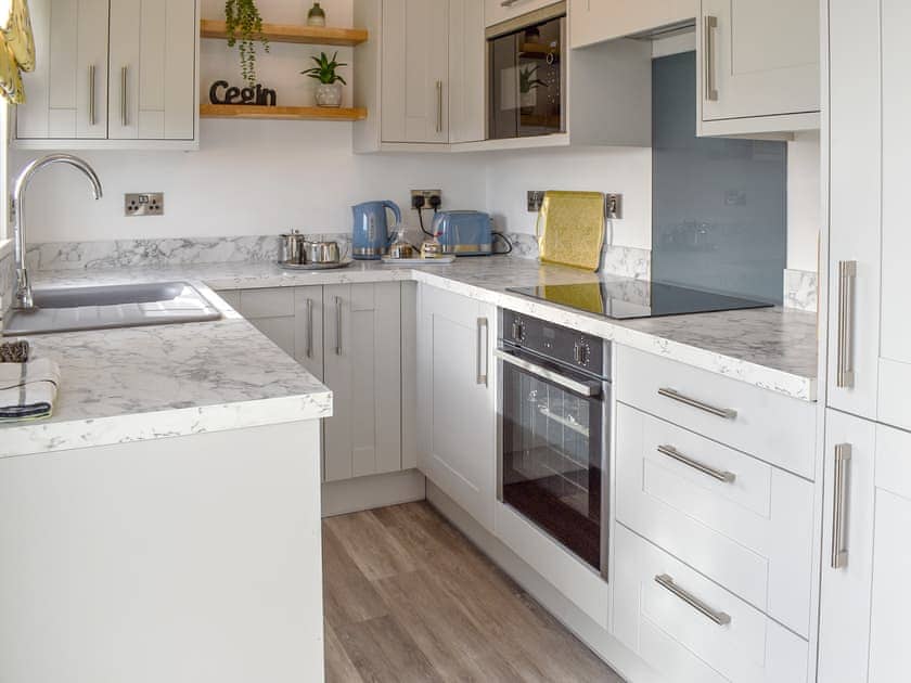 Kitchen | Bwthyn, Criccieth