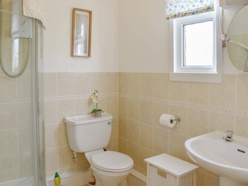 En-suite | Bwthyn, Criccieth