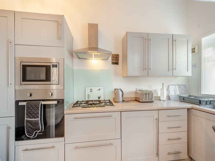 Kitchen | Sandy Nook - Bank Apartments, Troon
