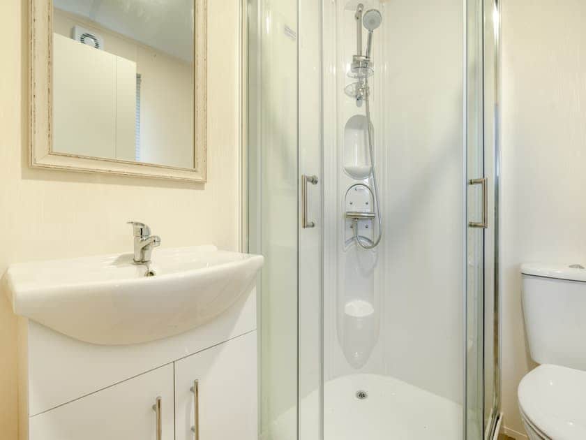En-suite | Wainstones Rocks - Moor View Lodges, Great Broughton