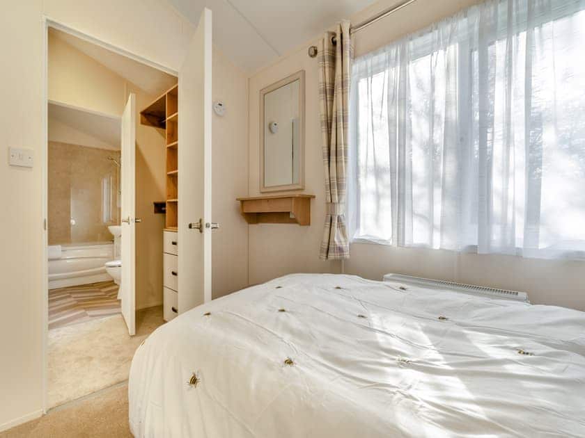Twin bedroom | Wainstones Rocks - Moor View Lodges, Great Broughton