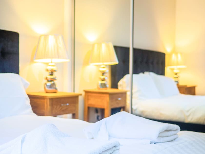 Bedroom | Beinn Ghlas - Taymouth Marina Resort, Kenmore