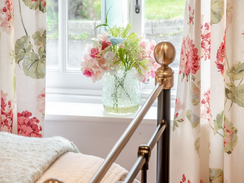 Twin bedroom | Stoney Cottage, Loftus, near Saltburn by the Sea