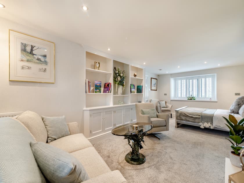 Open plan living space | Shireburn Suite, Hurst Green