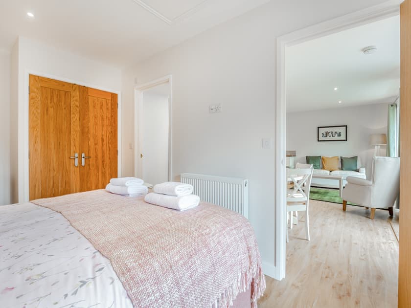 Double bedroom | Dairy Cottage - Hole Farm, Alderbury, near Salisbury