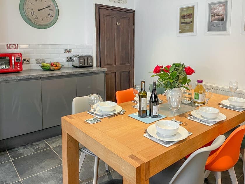 Comprehensively equipped kitchen and dining room | April Cottage, Windermere