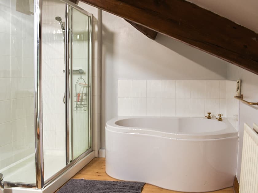 Bathroom | Stable Cottage, Askrigg