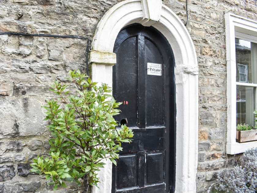 Setting | Stable Cottage, Askrigg