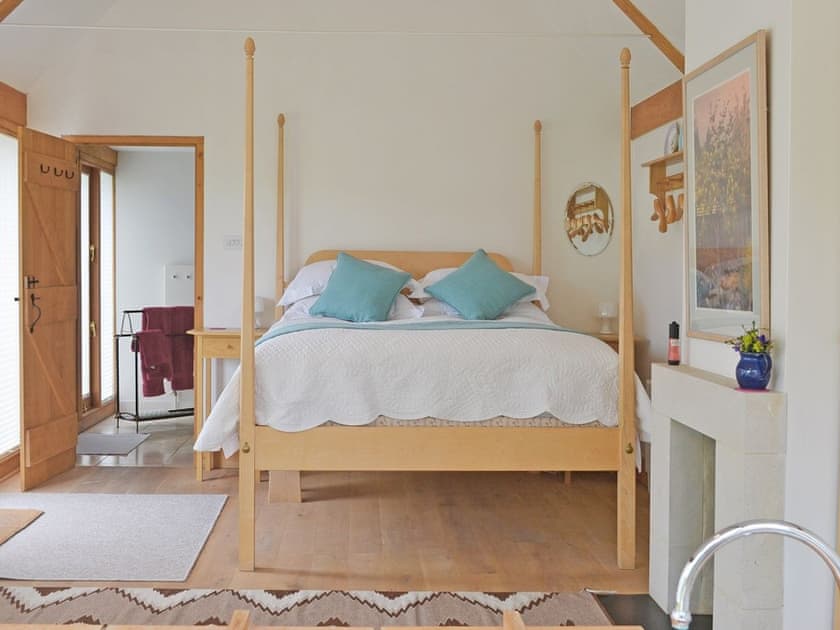 Double bedroom | The Barn at Butts Farm, Wicken, near Ely