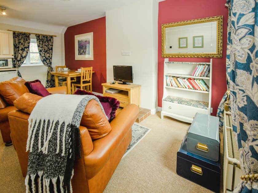 Living room/dining room | Milkmaid’s Cottage - Rudge Farm Cottages, Chilcombe, near Bridport