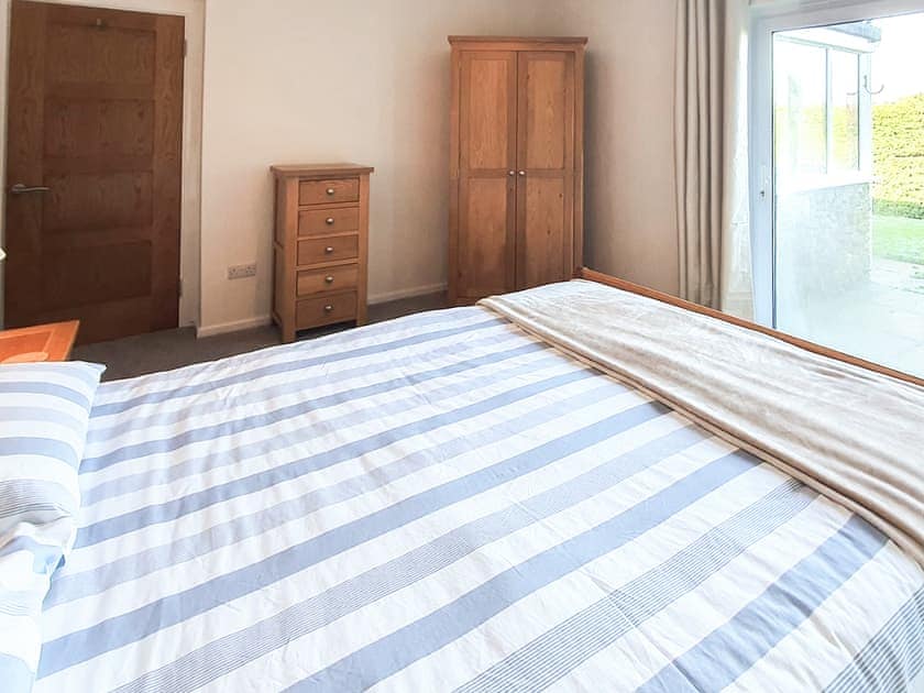 Double bedroom | Sun Peaks, Salcombe