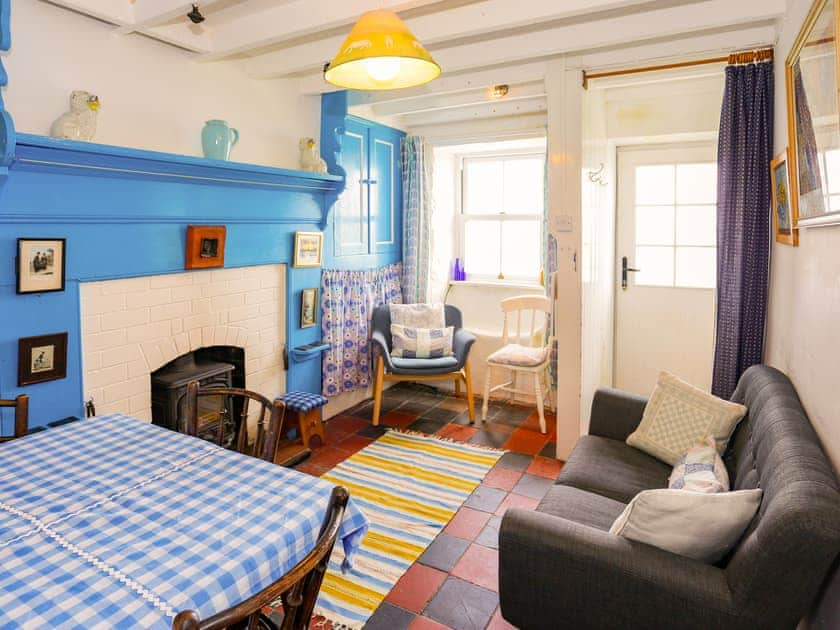 Living room/dining room | Blue - Coastal Path Cottages, Trefor