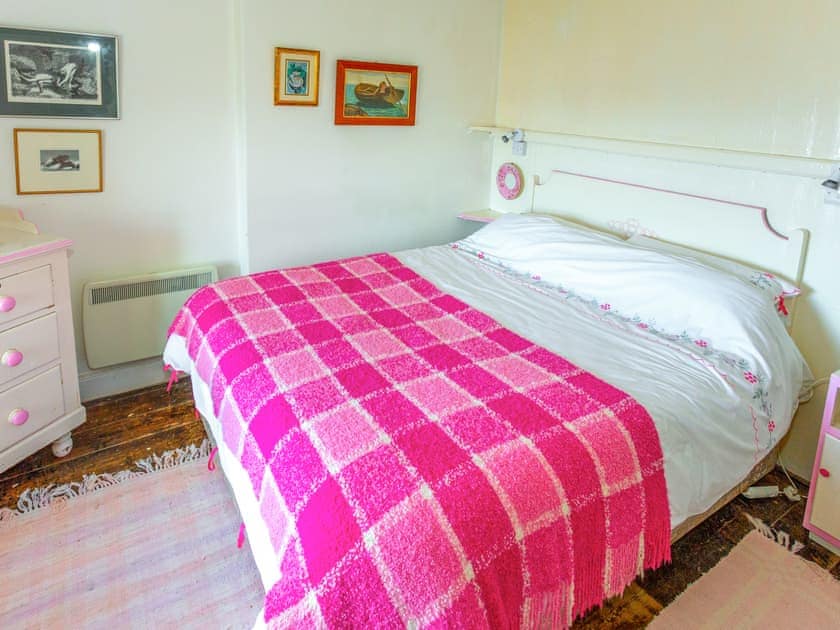 Double bedroom | Red - Coastal Path Cottages, Trefor
