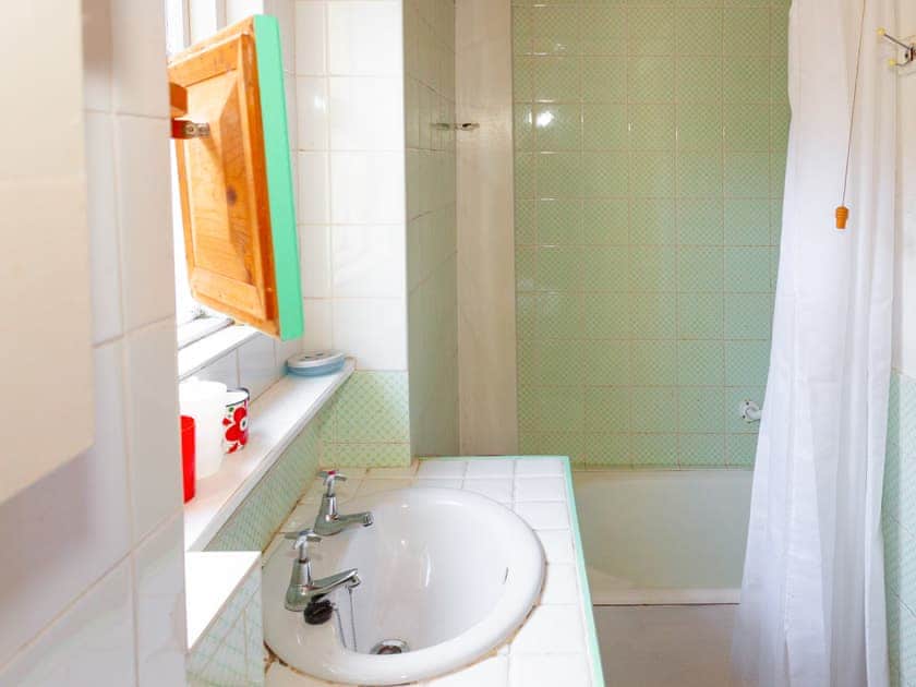 Shower room | Red - Coastal Path Cottages, Trefor