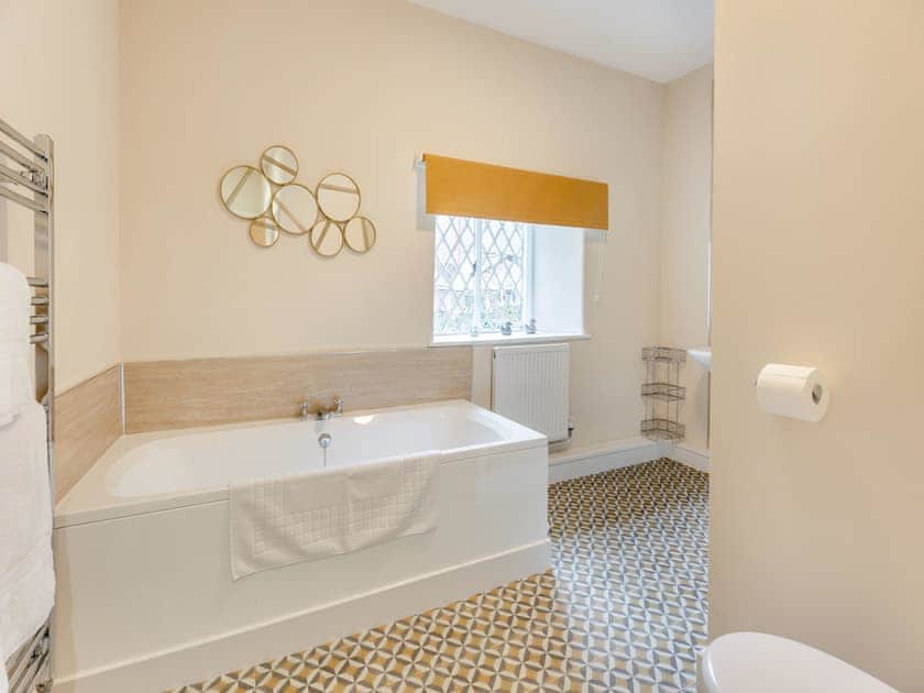 Bathroom | Dinham - Ludlow Castle, Ludlow
