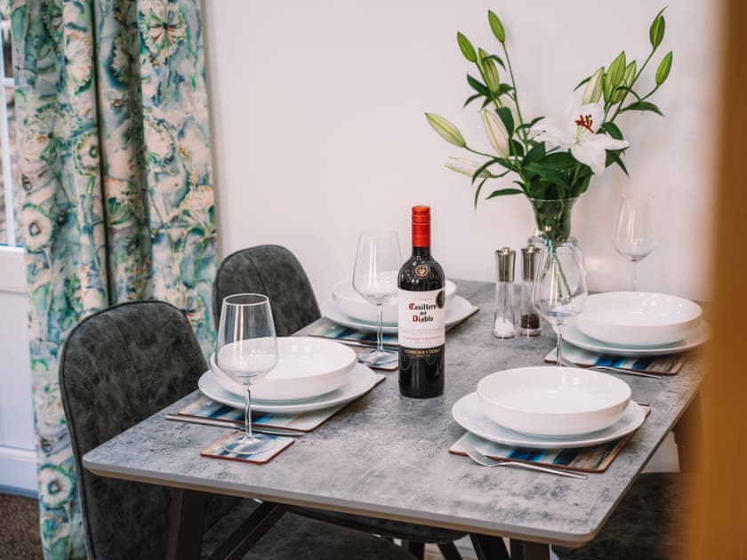 Dining Area | An t-Iolaire - Dornie Croft, Dornie