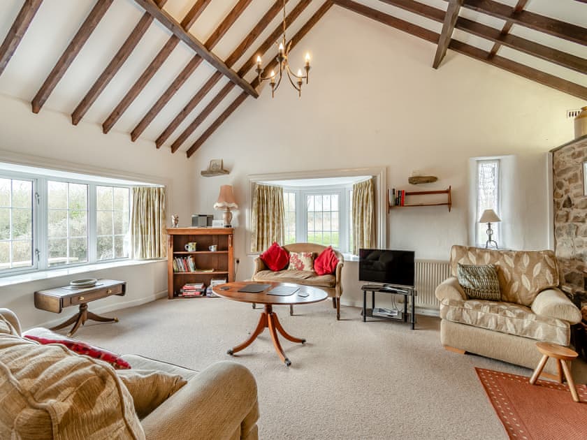 Living room | Cwm Eithin (Cerbid), Cerbid