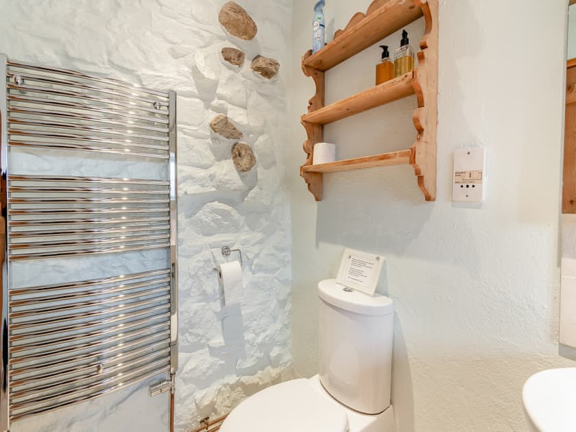 Bathroom | Cwm Eithin (Cerbid), Cerbid