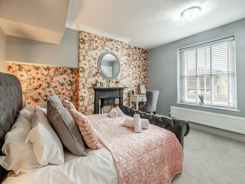 Double bedroom | Skye House, Bakewell