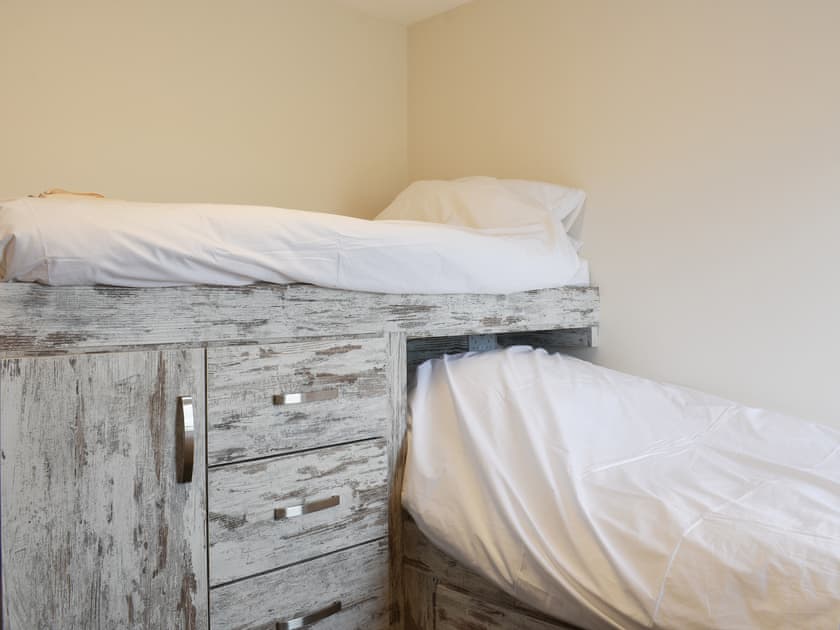 Bunk bedroom | Cremona Cottage, Skinningrove