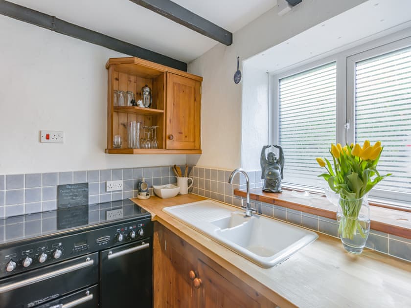 Kitchen | Jarvies Cottage, Boscastle