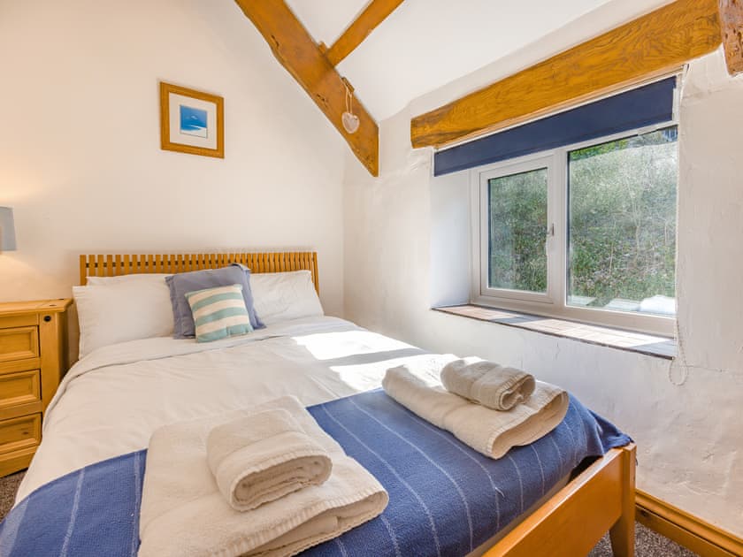 Double bedroom | Jarvies Cottage, Boscastle