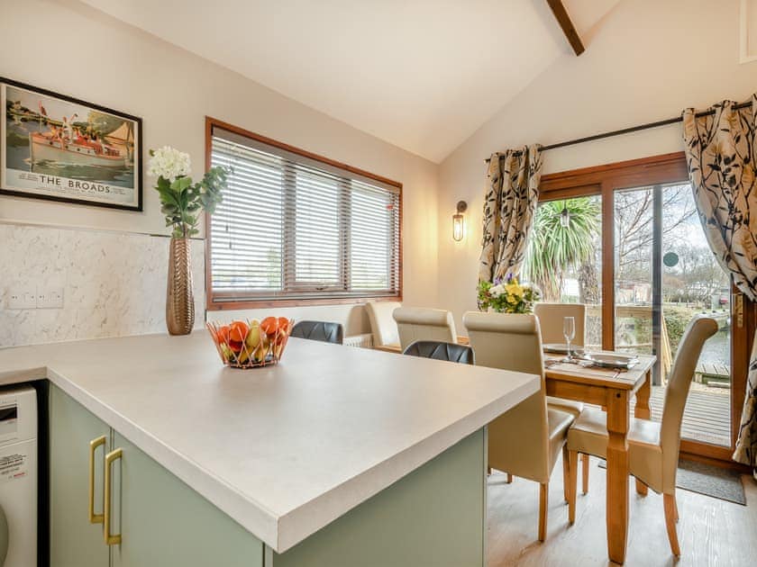 Open plan living space | River Retreat - Norfolk Holiday Lodges, Brundall