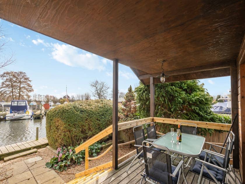 Terrace | River Retreat - Norfolk Holiday Lodges, Brundall
