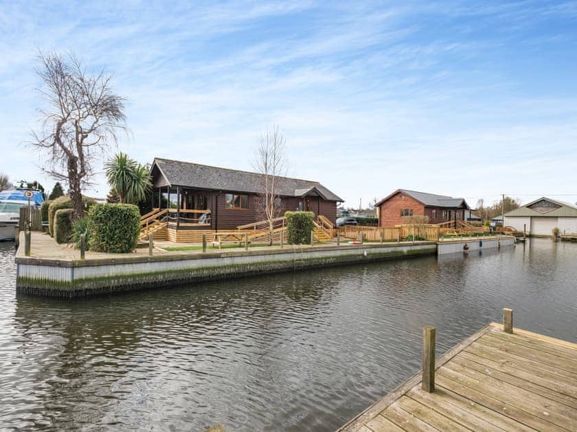 Exterior | River Retreat - Norfolk Holiday Lodges, Brundall
