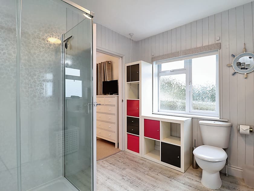 Bathroom | Bella Vista, Ventnor