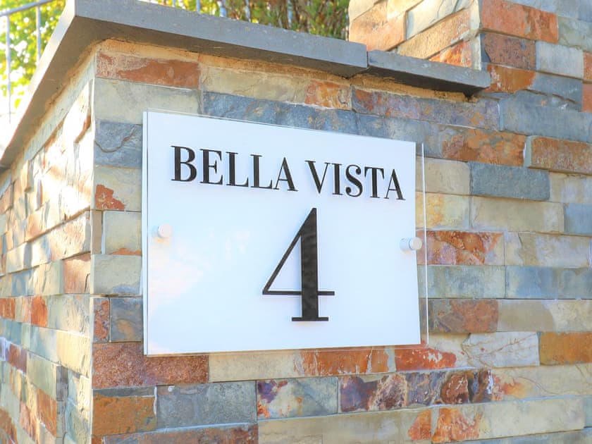 Outdoor area | Bella Vista, Ventnor