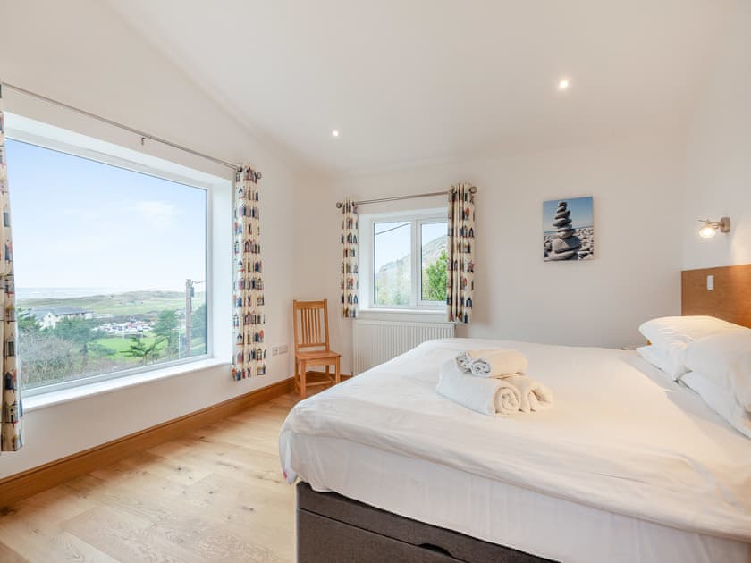 Double bedroom | Bodwennol, Aberdyfi, near Aberdovey