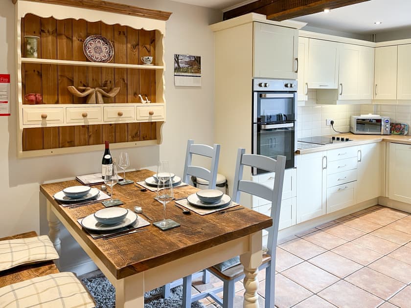Kitchen/diner | Lavender Cottage, Stretton-on-Fosse, near Moreton-in-Marsh