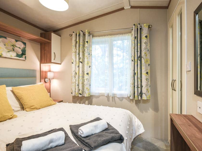 Double bedroom | Marlow Lodge - Daisy Bank Touring Caravan Park, Montgomery