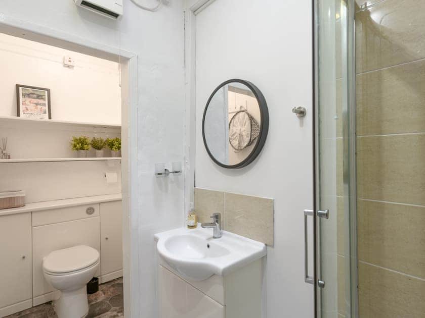 Shower room | Cader Cottage, Dolgellau