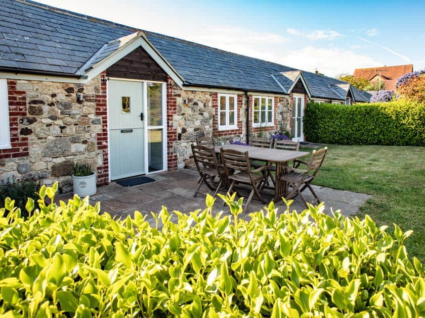 Exterior | Chestnut Cottage - Brook Farmhouse Cottages, Brook, near Brighstone