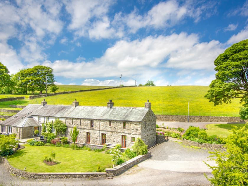 Setting | Coomb View Barn - Sandbeds Holiday Cottages, Grayrigg, near Kendal
