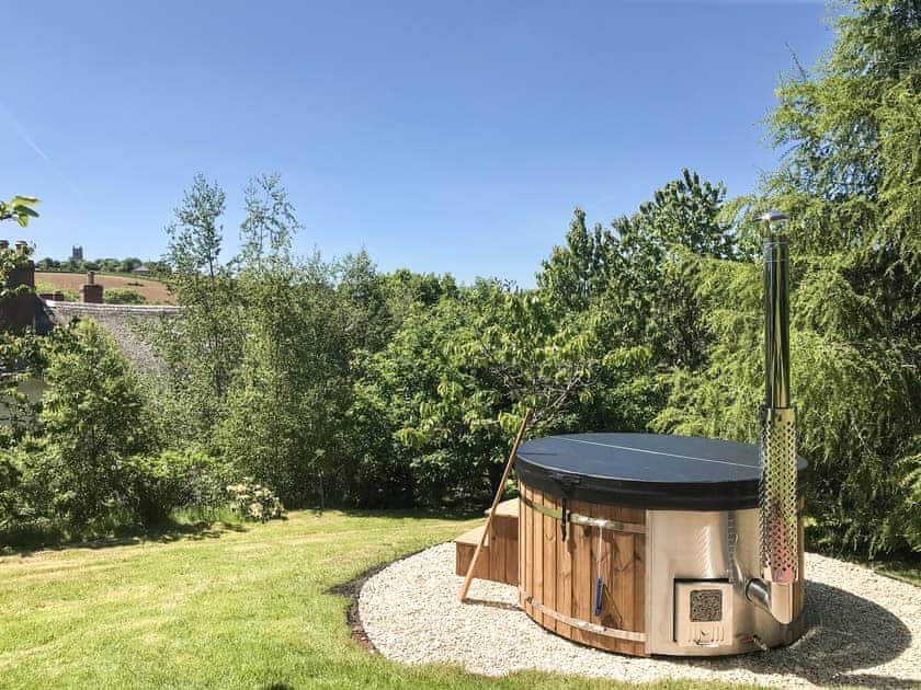 Hot tub | The Cider Barn, Colebrooke, near Crediton