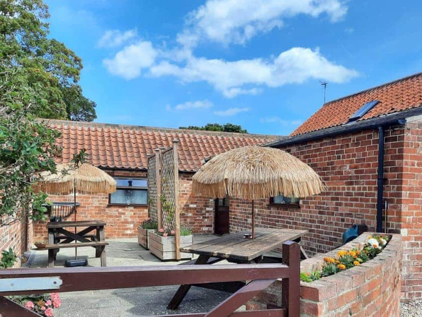 Outdoor area | Harvest Cottage - Langham Barns, Mumby, near Anderby Creek