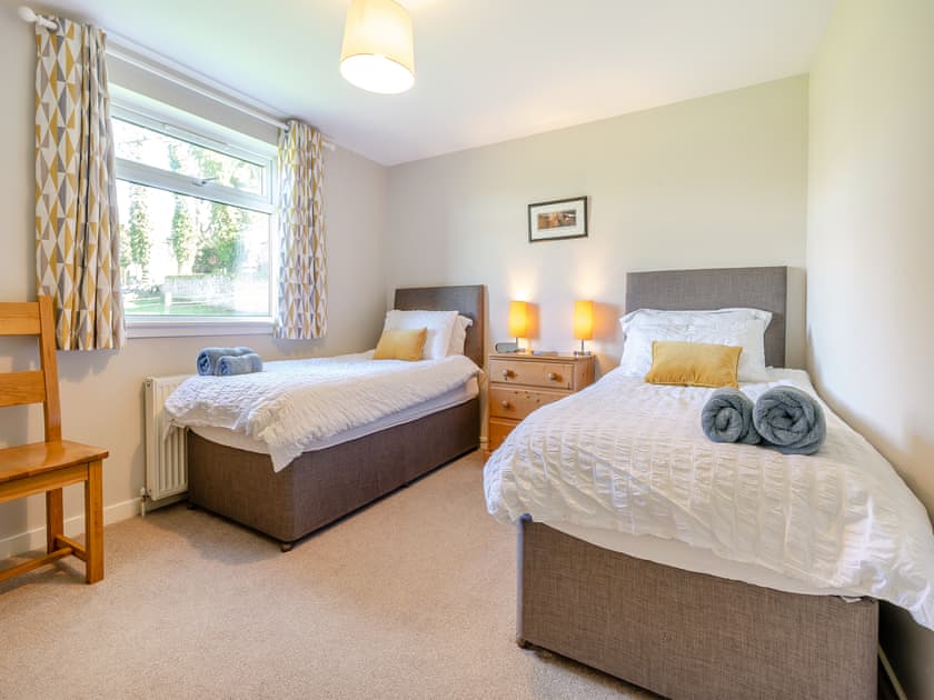 Twin bedroom | The Old Shepherd’s Cottage, Ladybank nr Cupar