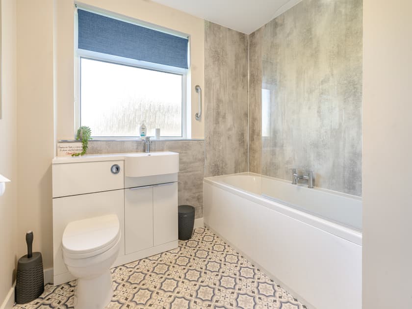 Bathroom | The Old Shepherd’s Cottage, Ladybank nr Cupar