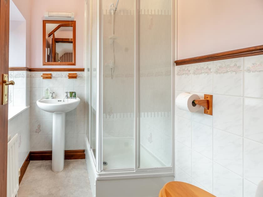 Shower room | The Haybarn - Hill Farm Holiday Cottages, Rosedale East, near Pickering