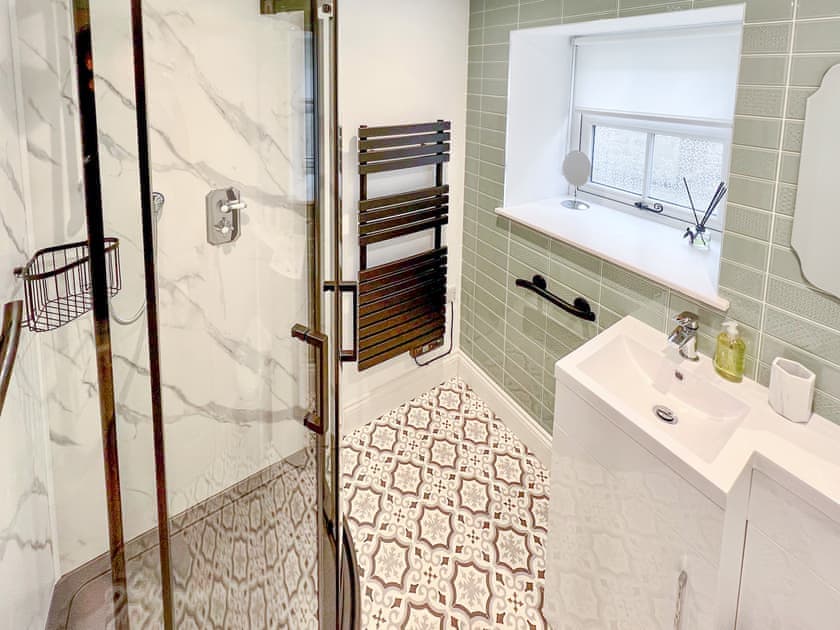 Shower room | Mark Close Farmhouse, Alston